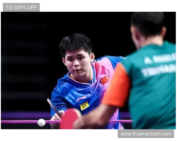 林诗栋四比零横扫向鹏强势晋级