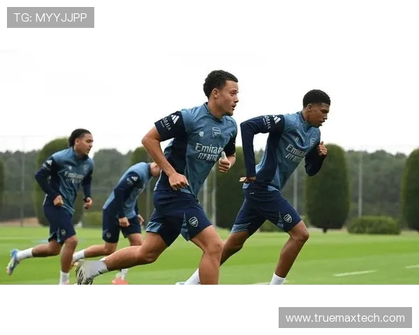 多特今夏签约后卫考阿普拉特斯