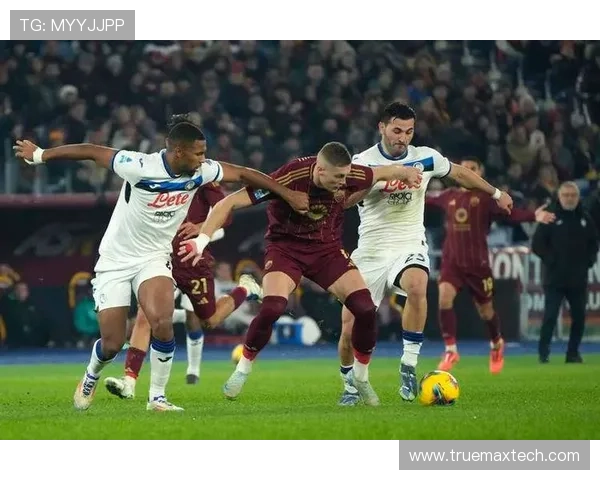 罗马皮西利踝伤引发对阵亚特兰大担忧 罗马皮西利踝伤引发对阵亚特兰大担忧